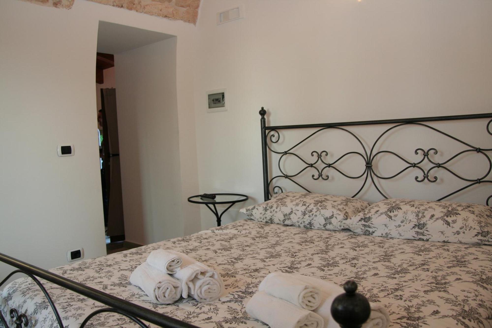 La Dimora Gigante Bed & Breakfast กัสเตลลานา กรอตเต ห้อง รูปภาพ