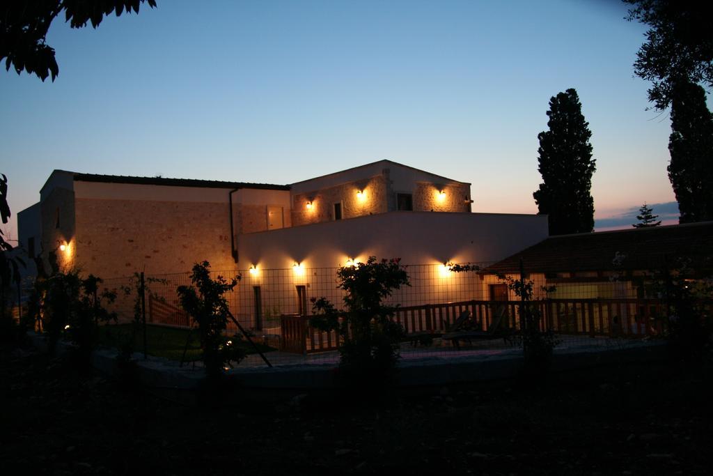La Dimora Gigante Bed & Breakfast กัสเตลลานา กรอตเต ภายนอก รูปภาพ